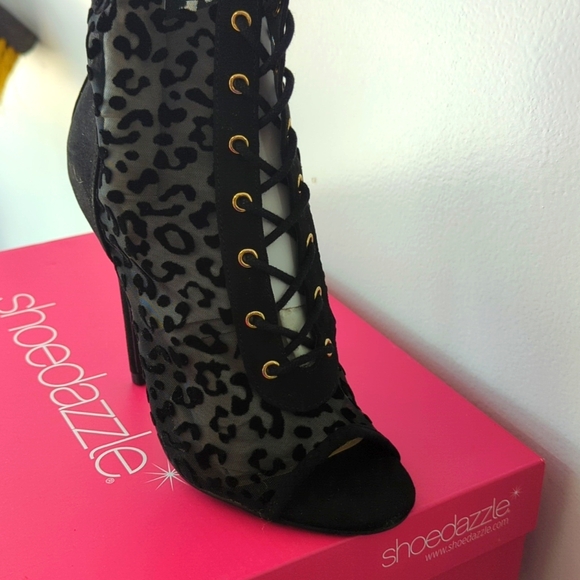 SHOE DAZZLE KNEE HIGH HEEL BOOTS - Picture 2 of 7